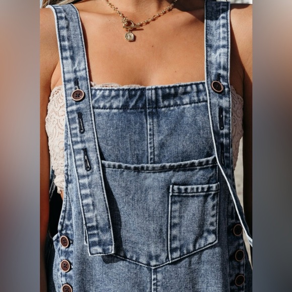 Stylish Blue Denim Overalls - Picture 6 of 8